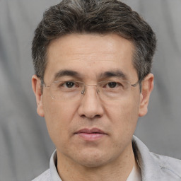 Юрий Ким