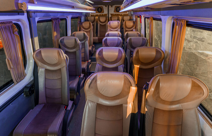 Mercedes-Benz SPRINTER W907 на 20 мест в аренду